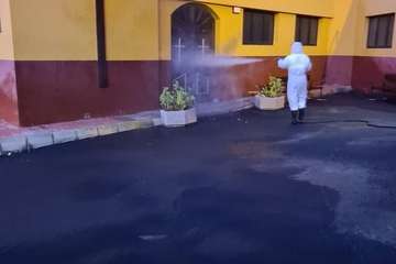 La limpieza exhaustiva llega estos días a La Viña, la costa, Hornos del Rey, Las Remudas y otros barrios (Foto TA)